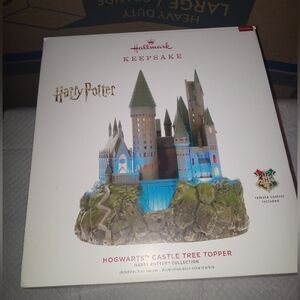 Hallmark - Harry Potter Hogwarts Castle Tree Topper Ornament